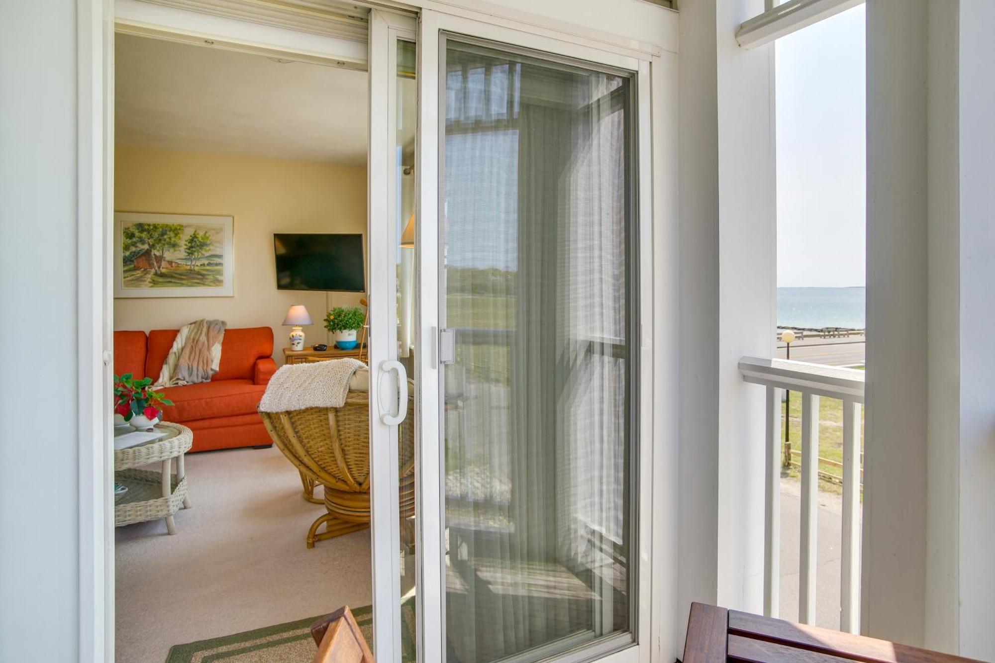 Breezy Oak Bluffs Condo - Steps To Inkwell Beach! المظهر الخارجي الصورة
