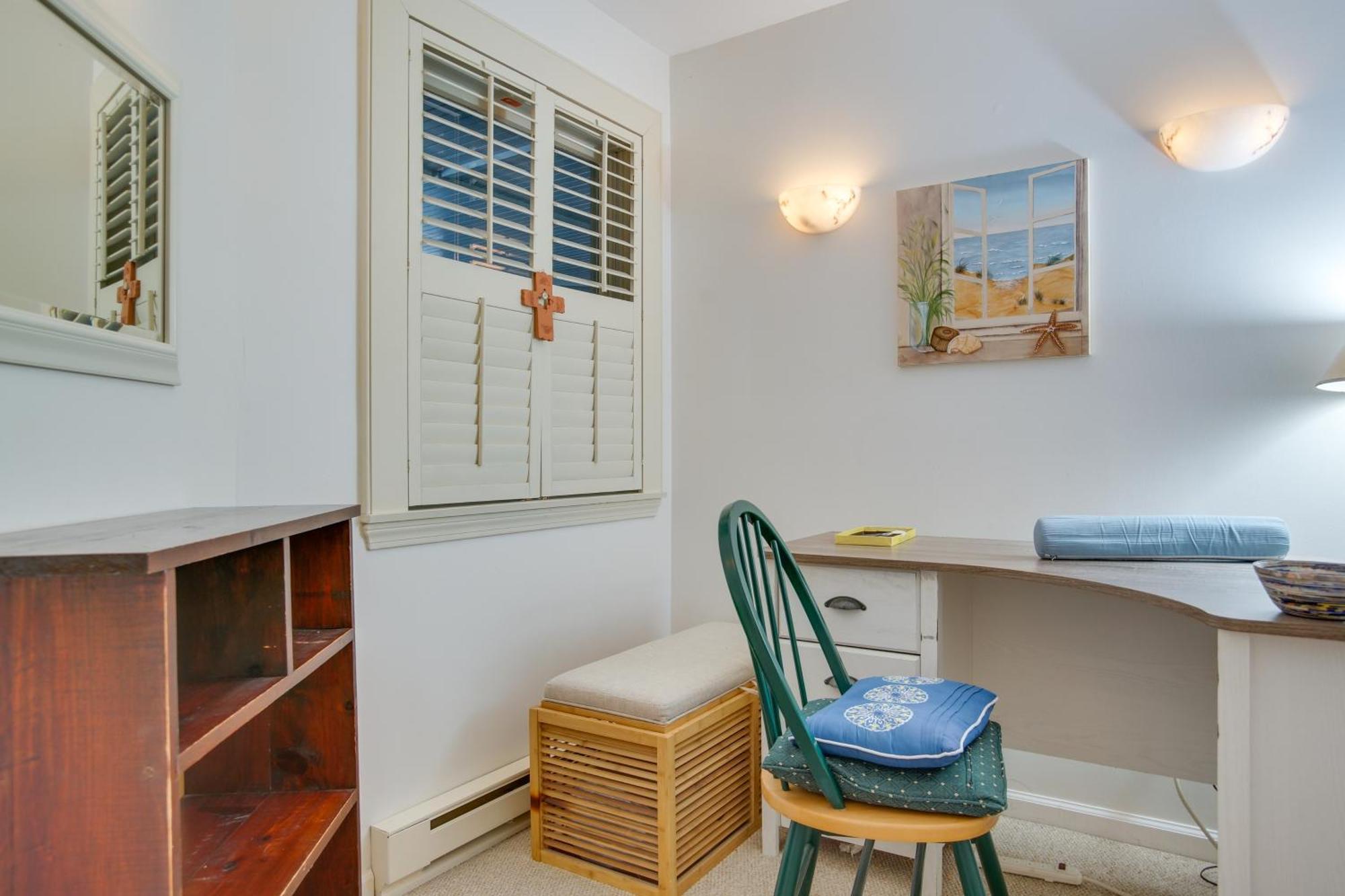 Breezy Oak Bluffs Condo - Steps To Inkwell Beach! المظهر الخارجي الصورة