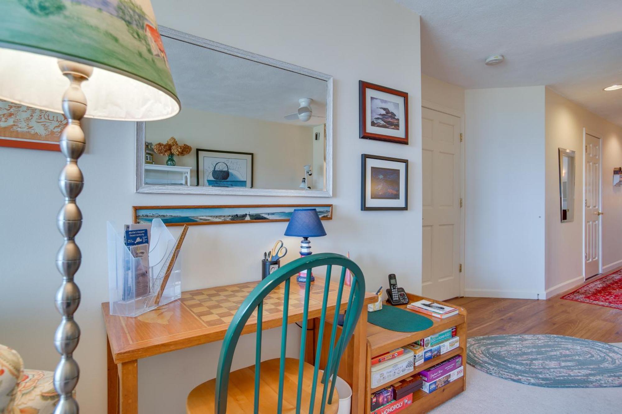 Breezy Oak Bluffs Condo - Steps To Inkwell Beach! المظهر الخارجي الصورة