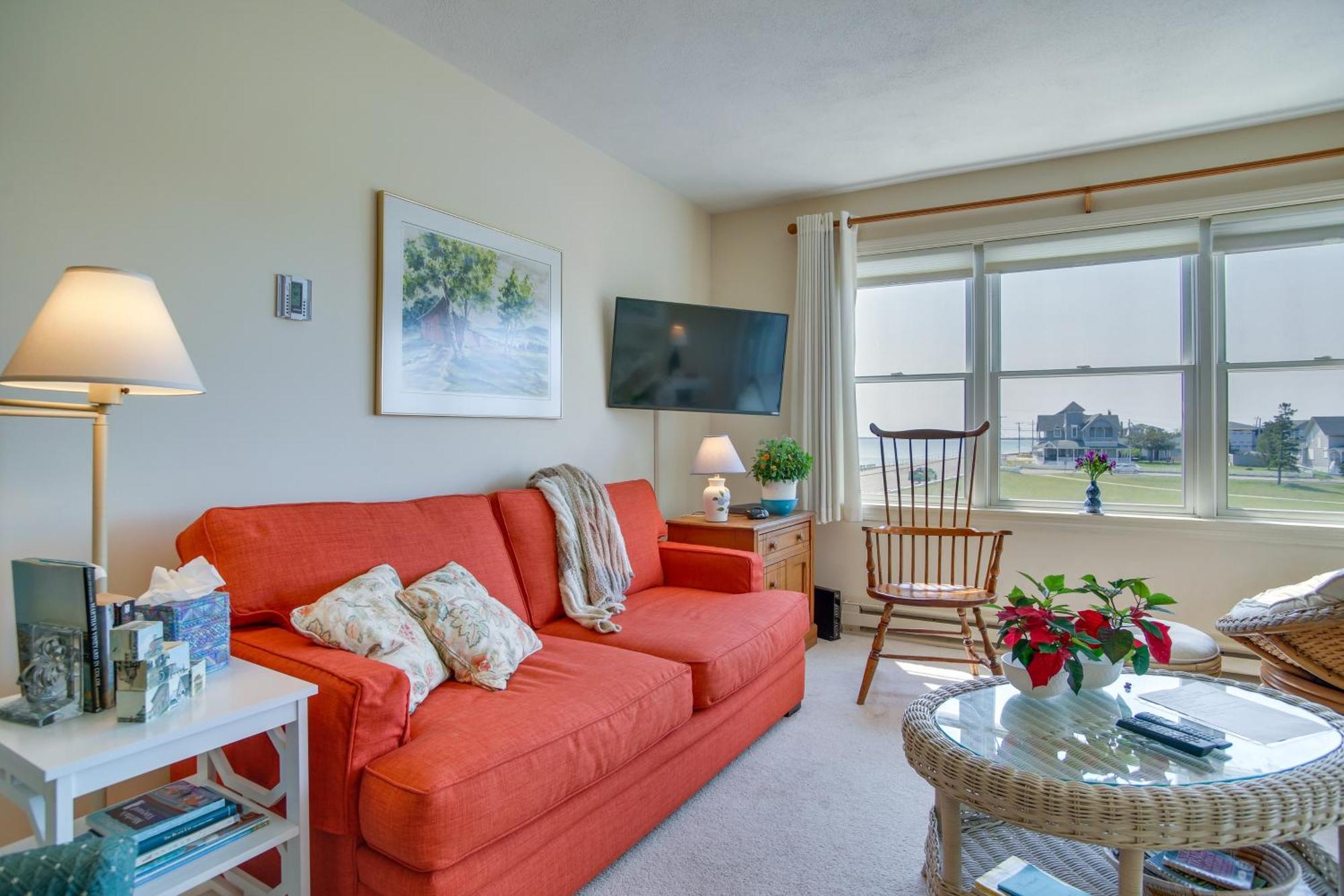 Breezy Oak Bluffs Condo - Steps To Inkwell Beach! المظهر الخارجي الصورة