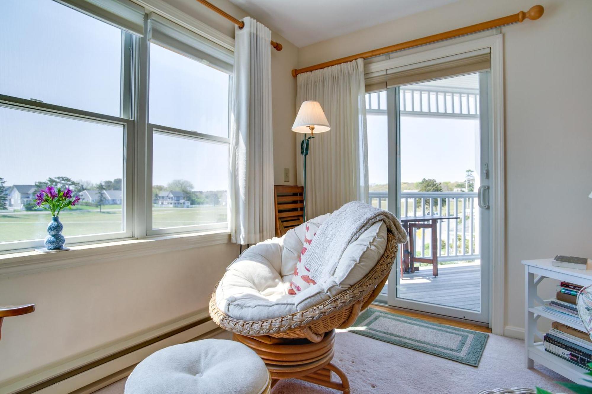 Breezy Oak Bluffs Condo - Steps To Inkwell Beach! المظهر الخارجي الصورة