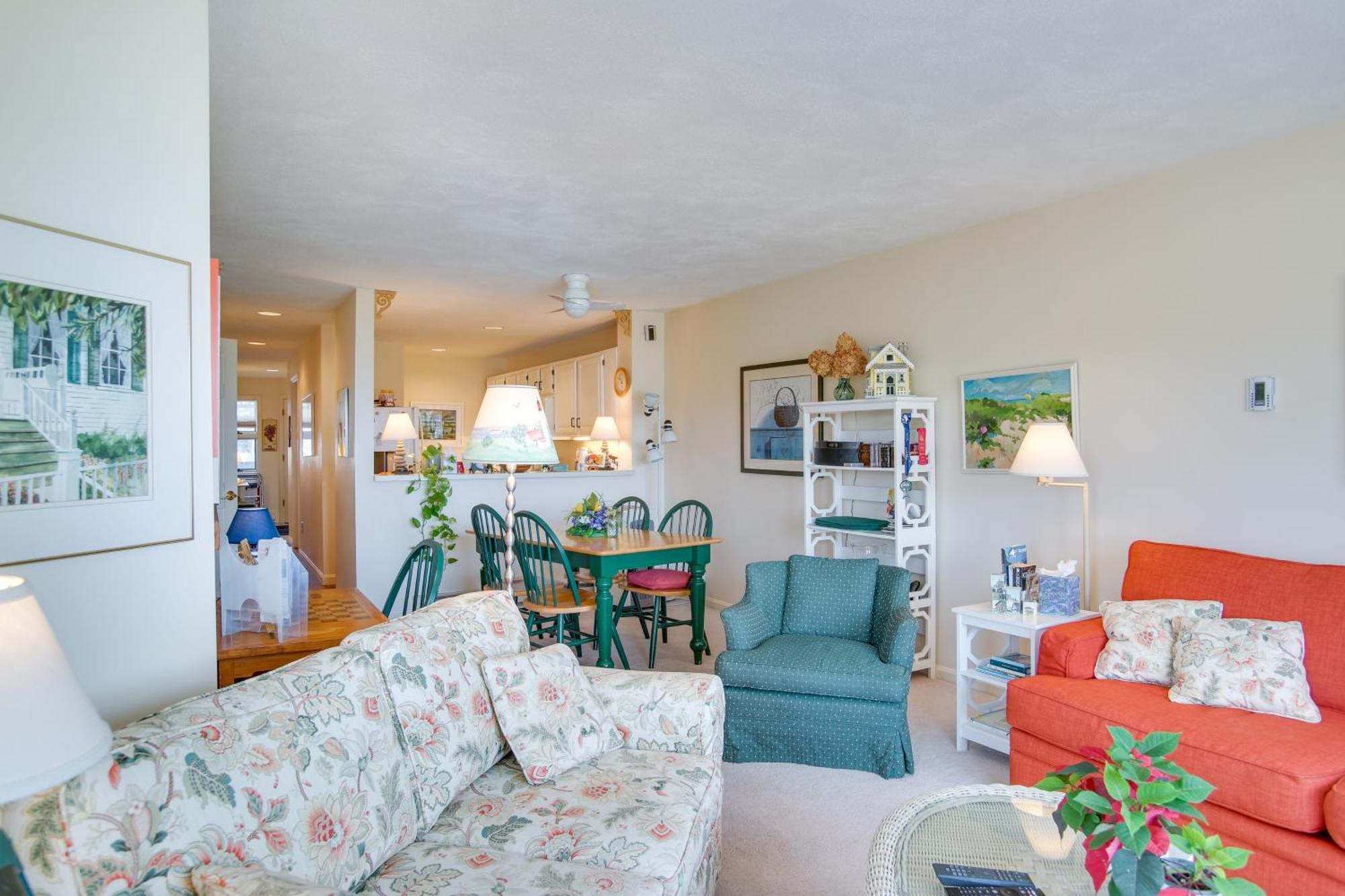 Breezy Oak Bluffs Condo - Steps To Inkwell Beach! المظهر الخارجي الصورة